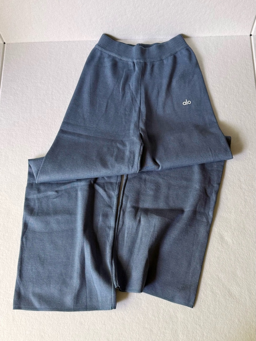 ALO Yoga Slate Blue Wide-Leg Knit Leggings
